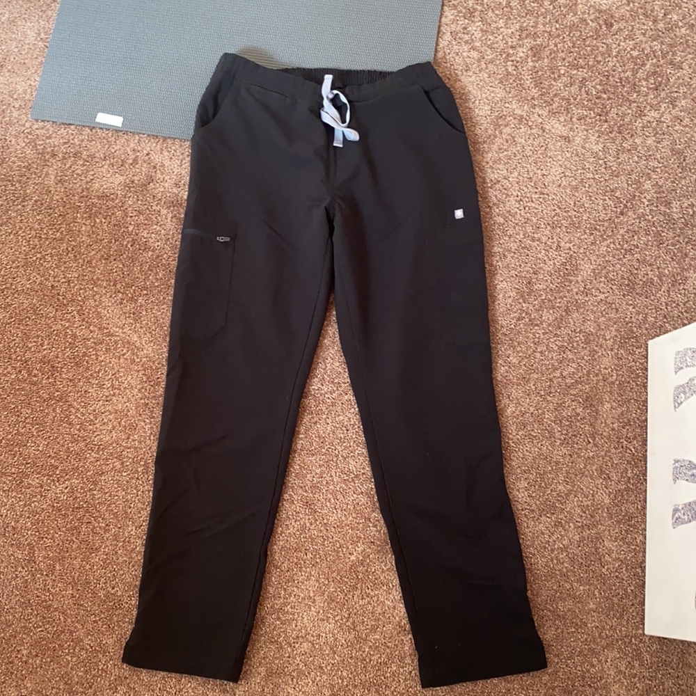 Yola scrub pants